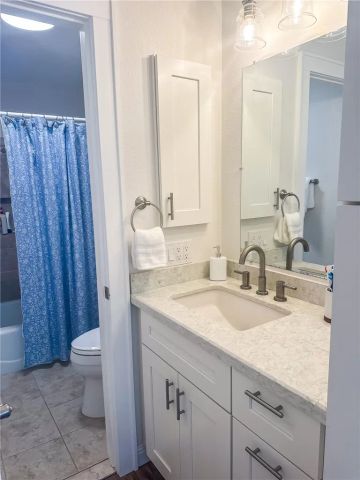 910 N Pacific 40, Oceanside, CA 92054