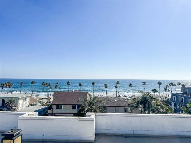 910 N Pacific 40, Oceanside, CA 92054