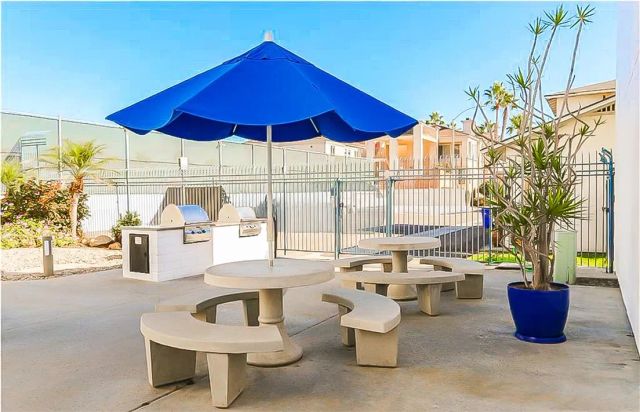 910 N Pacific 40, Oceanside, CA 92054