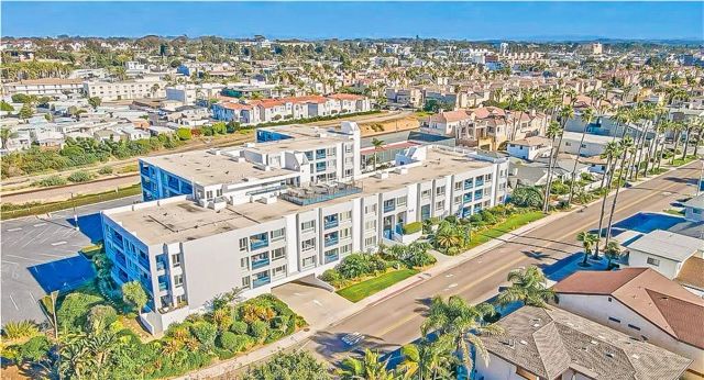910 N Pacific 40, Oceanside, CA 92054