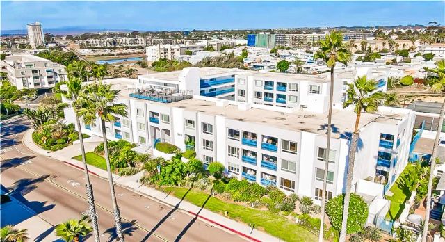 910 N Pacific 40, Oceanside, CA 92054