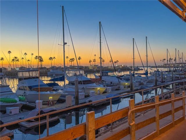 910 N Pacific 40, Oceanside, CA 92054