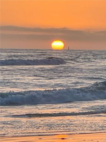 910 N Pacific 40, Oceanside, CA 92054