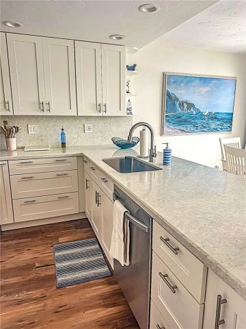 910 N Pacific 40, Oceanside, CA 92054