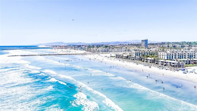 910 N Pacific 40, Oceanside, CA 92054