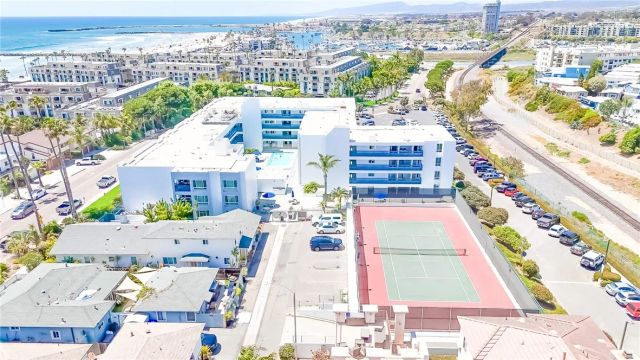910 N Pacific 40, Oceanside, CA 92054