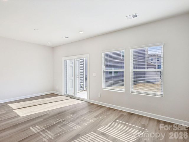 8013 Hidden Springs Drive, Charlotte, NC 28216