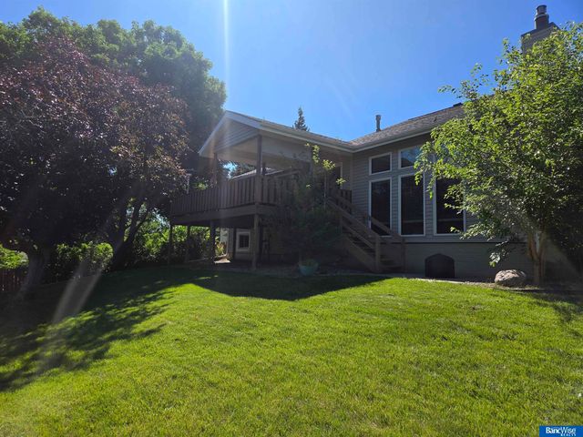 6111 Tennyson Circle, Lincoln, NE 68516