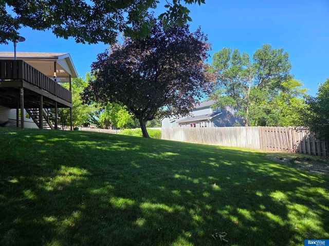 6111 Tennyson Circle, Lincoln, NE 68516