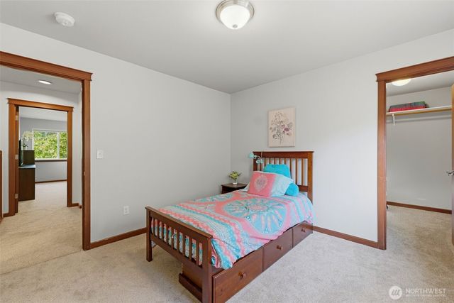 8605 29th Way SE, Olympia, WA 98513