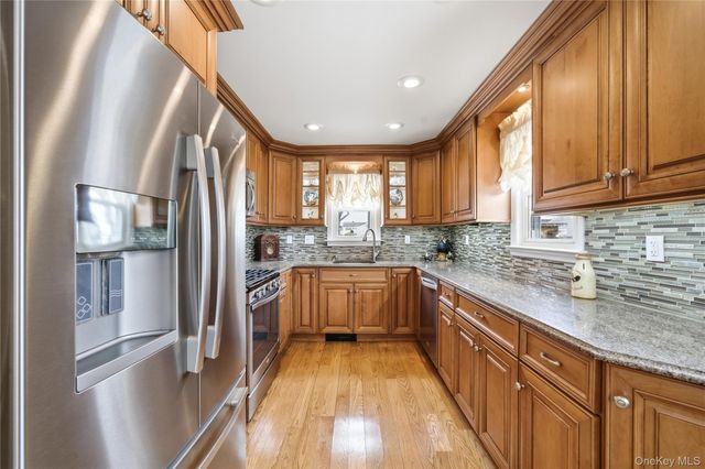 64 Stuart Avenue, Amityville, NY 11701