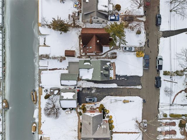 64 Stuart Avenue, Amityville, NY 11701