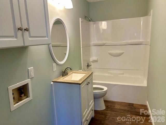 201 Brookdale Place NW, Lenoir, NC 28645