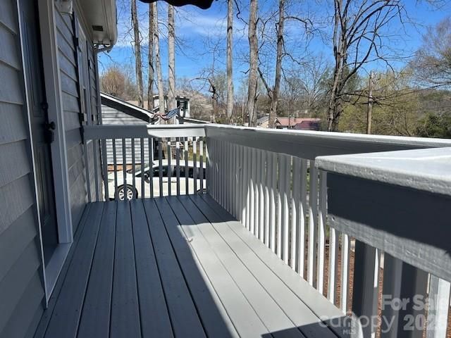 201 Brookdale Place NW, Lenoir, NC 28645