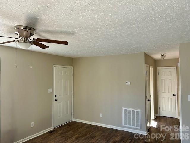 201 Brookdale Place NW, Lenoir, NC 28645