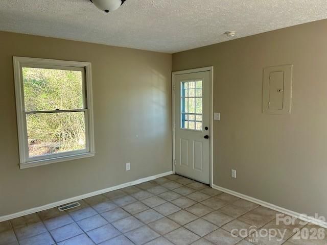 201 Brookdale Place NW, Lenoir, NC 28645