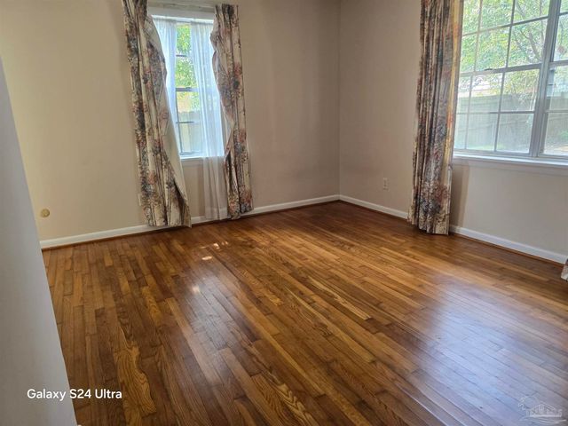 6227 Vicksburg Dr, Pensacola, FL 32503