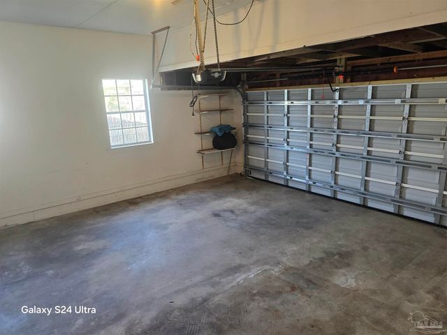 6227 Vicksburg Dr, Pensacola, FL 32503