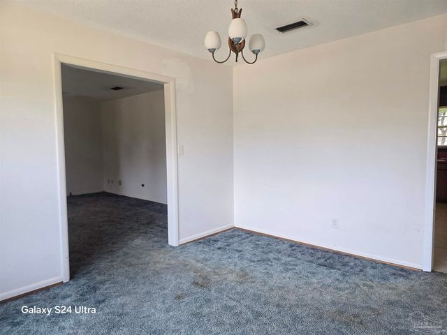 6227 Vicksburg Dr, Pensacola, FL 32503