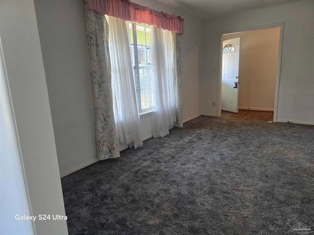 6227 Vicksburg Dr, Pensacola, FL 32503