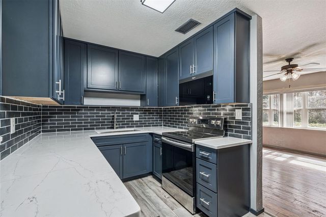 3214 DAWLEY AVENUE, Orlando, FL 32806