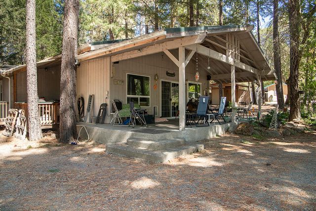 3504 Azalea Drive, Grants Pass, OR 97526