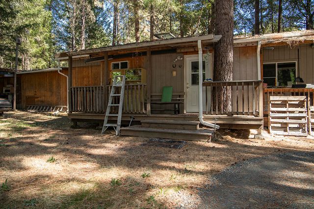 3504 Azalea Drive, Grants Pass, OR 97526