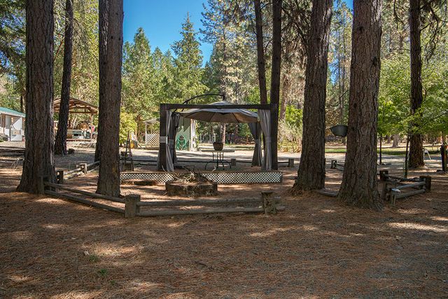 3504 Azalea Drive, Grants Pass, OR 97526