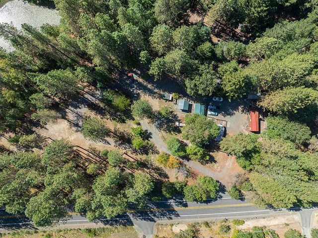 3504 Azalea Drive, Grants Pass, OR 97526