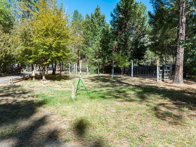 3504 Azalea Drive, Grants Pass, OR 97526