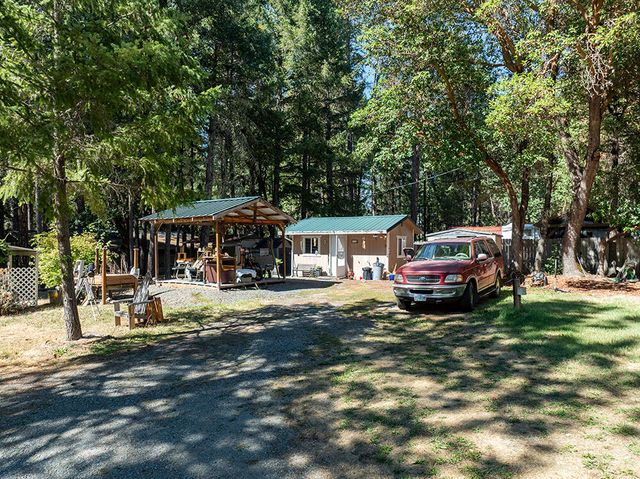 3504 Azalea Drive, Grants Pass, OR 97526