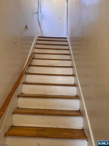 89 Aldine Street, Newark, NJ 07112