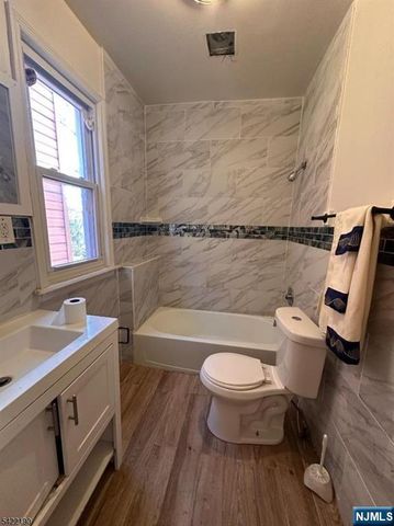 89 Aldine Street, Newark, NJ 07112