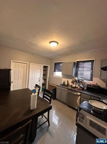 89 Aldine Street, Newark, NJ 07112