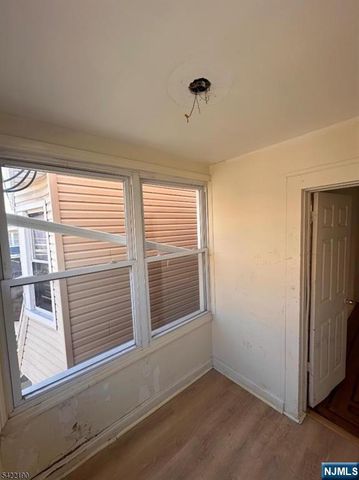 89 Aldine Street, Newark, NJ 07112