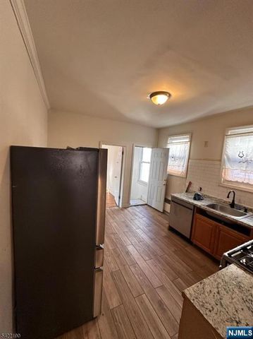 89 Aldine Street, Newark, NJ 07112