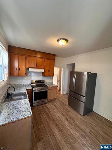 89 Aldine Street, Newark, NJ 07112