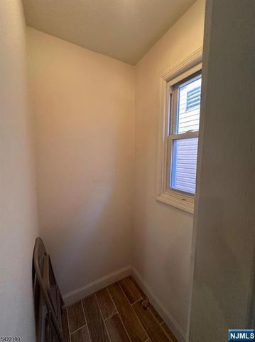 89 Aldine Street, Newark, NJ 07112