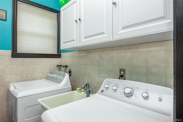 151-62 24th Road, Whitestone, NY 11357