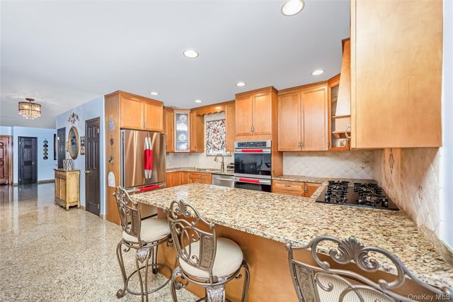 151-62 24th Road, Whitestone, NY 11357