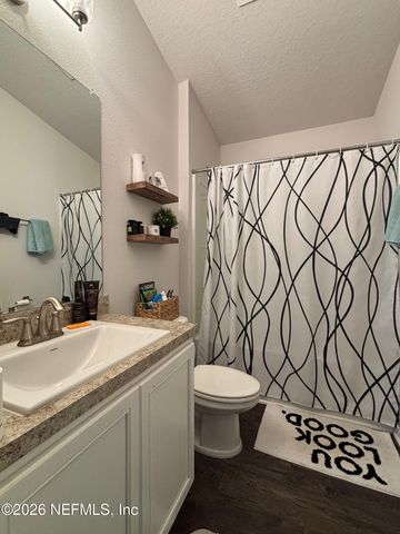 8112 HELMSLEY Boulevard, Jacksonville, FL 32219