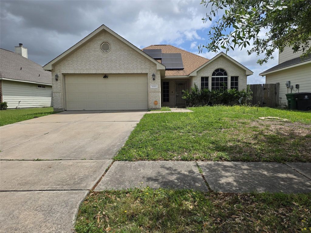12015 Rosecroft Drive, Houston, TX 77048