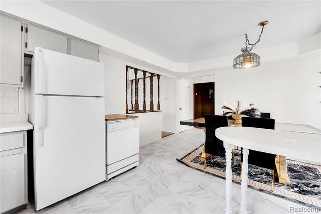 12136 Brougham Drive, Sterling Heights, MI 48312