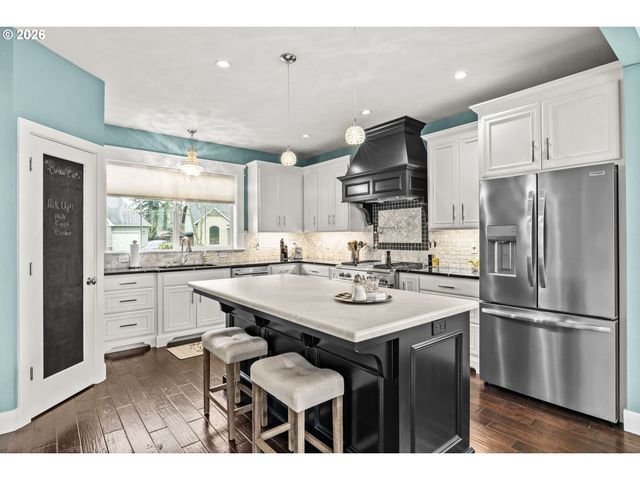 463 SALTY Way, Eugene, OR 97404