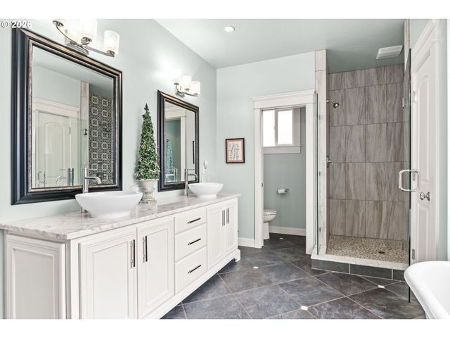 463 SALTY Way, Eugene, OR 97404