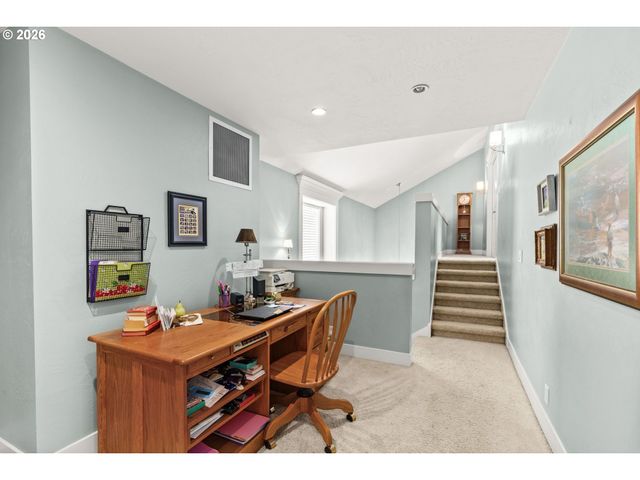 463 SALTY Way, Eugene, OR 97404