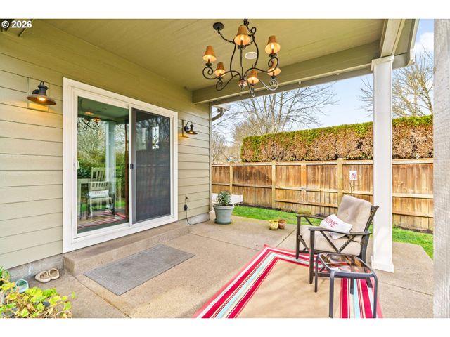 463 SALTY Way, Eugene, OR 97404