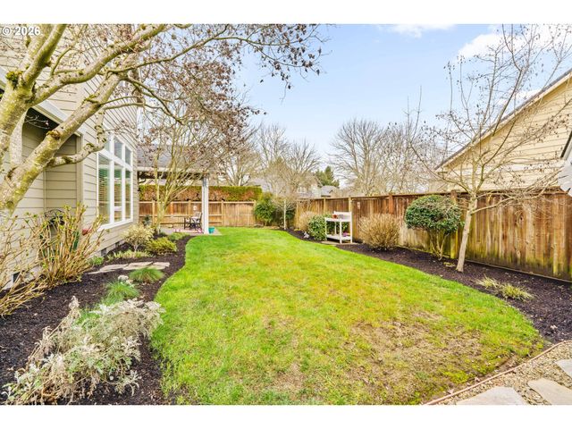 463 SALTY Way, Eugene, OR 97404