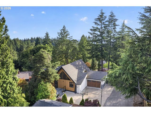 17780 OVERLOOK Cir, Lake Oswego, OR 97034