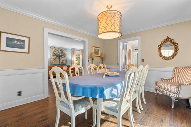 32 Cedarhurst Lane, Milford, CT 06461